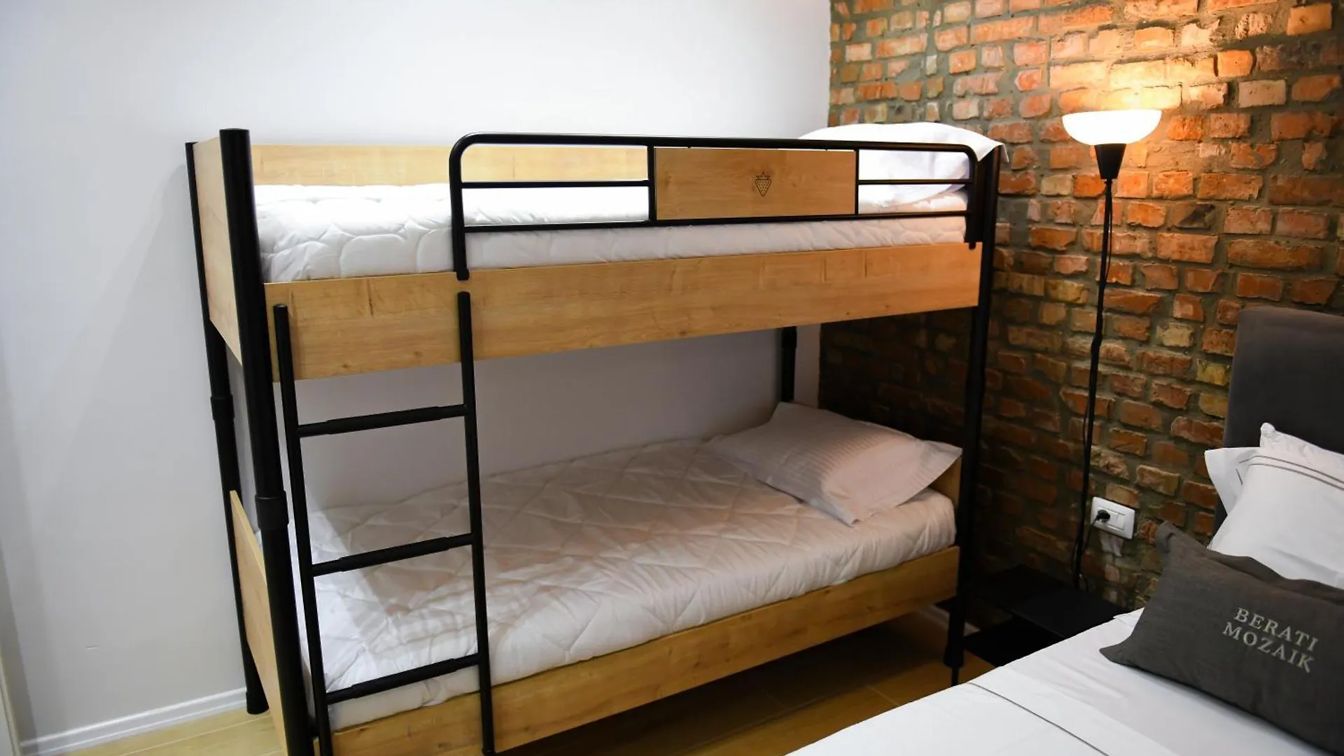 Berati Mozaik Hotel 3*, Berat Albania